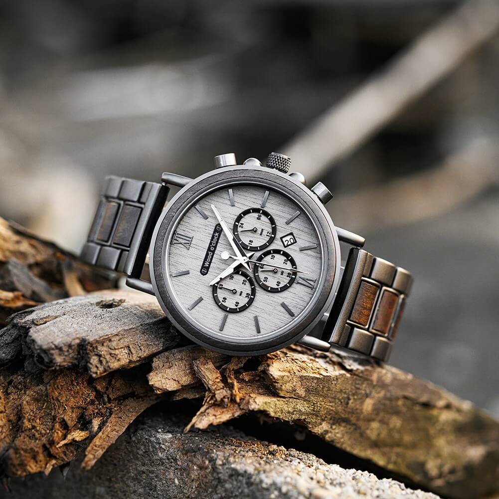 Funktional und gleichzeit edel begeistert die Armbanduhr "Mondnacht" bereits zahlreiche Kunden