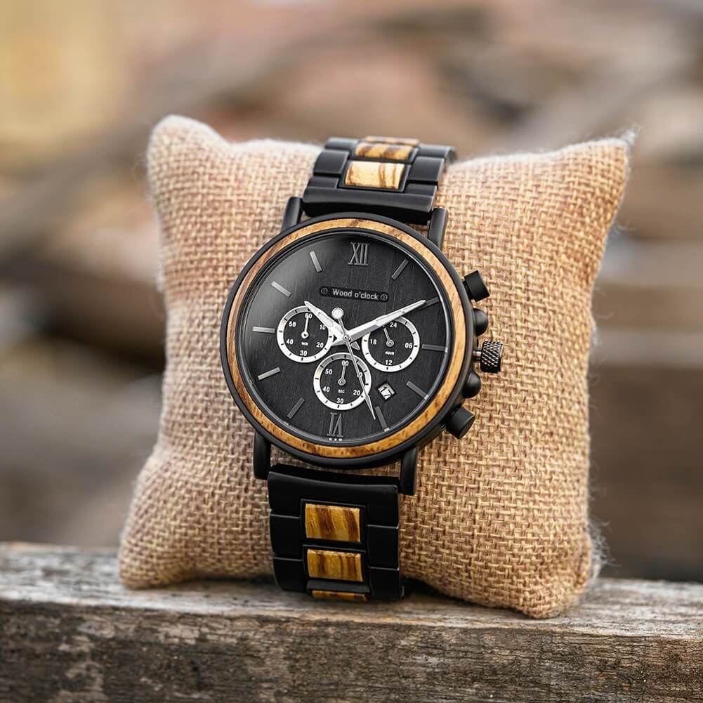 Passt zu jedem Anlass - die Armbanduhr "Mondfinsternis" 
