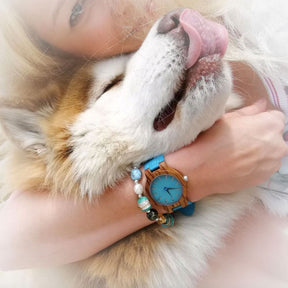 Auch Unterwegs macht die Armbanduhr "Odysee" immer eine gute Figur