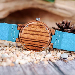 Die auffällige Armbanduhr "Odysee" ist dein Begleiter in jeder Alltagssituation
