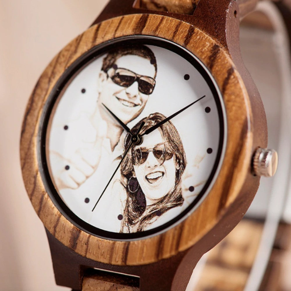 Exklusive Foto-Uhr von Wood o'clock mit deinem persönlichen Bild
