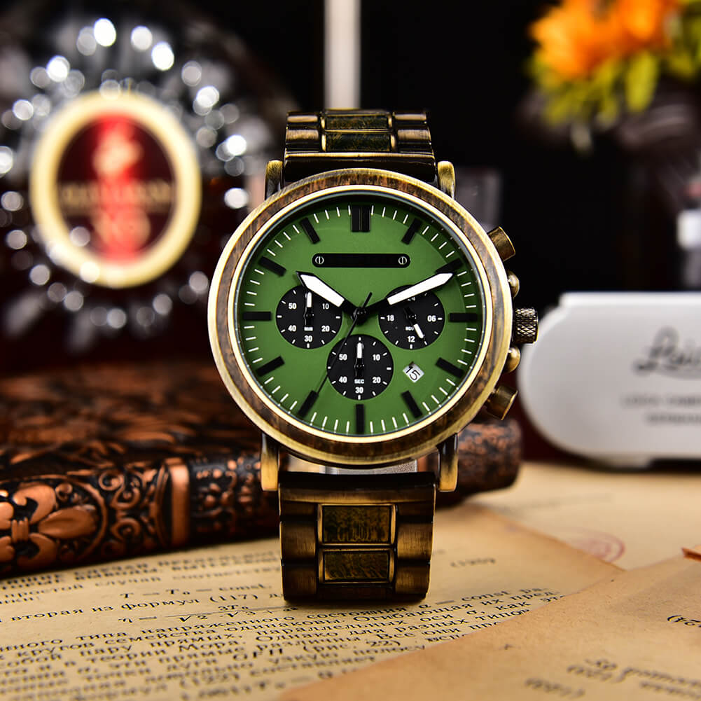 Das klassische und gleichzeitig edle Design unserer Armbanduhr "Walddämmerung" machen sie zu einem Must-Have