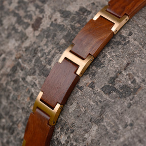 Wood o'clock garantiert dir eine hochwertige Qualität, egal ob Uhr oder Armband