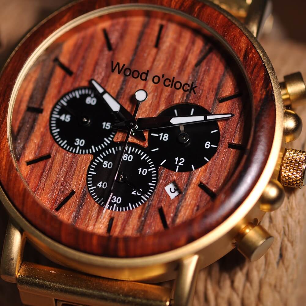 Die Datumsanzeige der "Ahornwald" passt zum Style dieser klassischen Armbanduhr für Herren