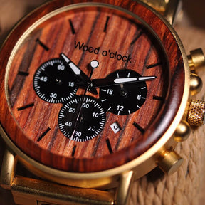 Die Datumsanzeige der "Ahornwald" passt zum Style dieser klassischen Armbanduhr für Herren