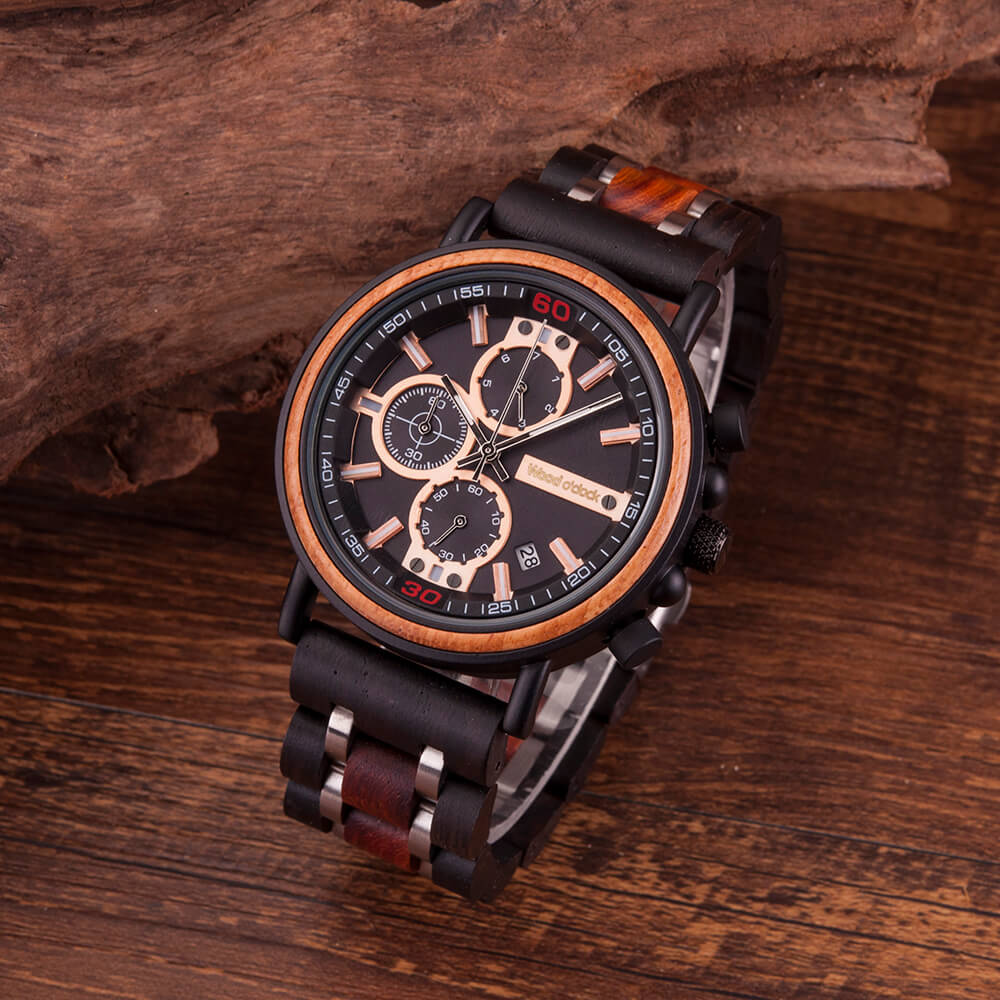 Mit der "Abenddämmerung" erhälst du eine stylische Holzarmbanduhr von Wood o'clock