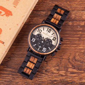 Diese kontrastreiche Armbanduhr aus Holz ist ein Must-Have für den modebewussten Mann