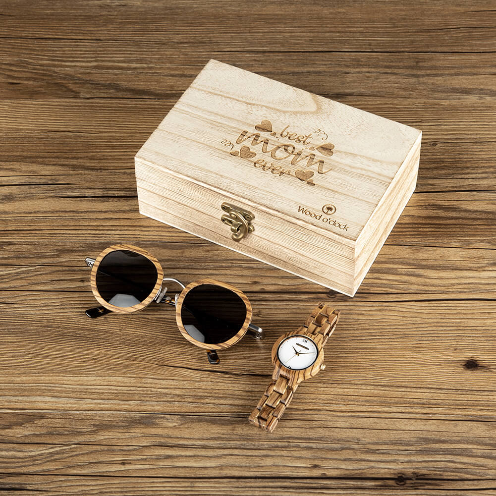 Das perfekte Geschenk für alle Frauen - die Geschenkbox "Best Mom Monroe" mit Holzarmbanduhr und Sonnenbrille