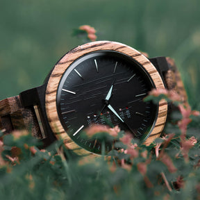 Mit der "Sternschnuppe" von Wood o'clock bekommst du eine edle Armbanduhr aus Holz